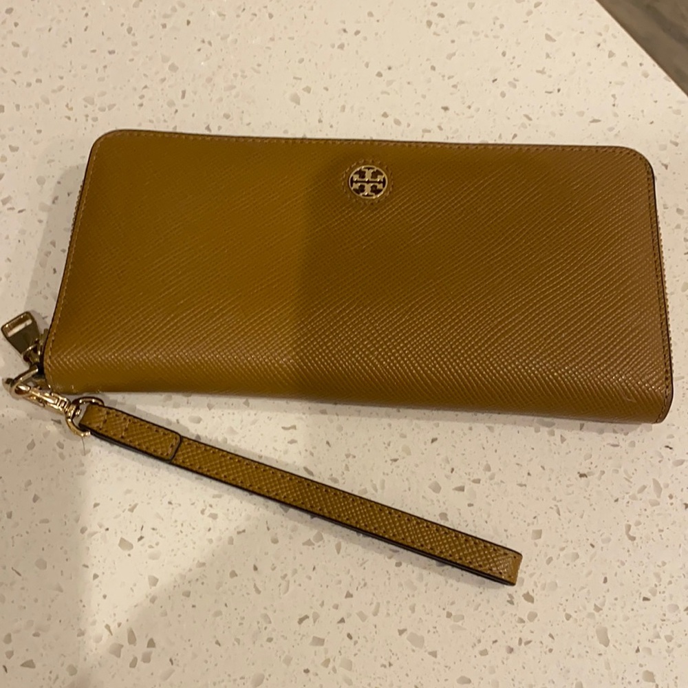 Tory Burch Wallet